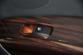 2013款起亚狮跑2.0L