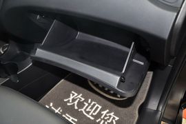 2013款起亚狮跑2.0L