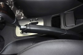 2013款起亚狮跑2.0L