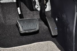 2013款起亚狮跑2.0L