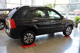 2013款起亚狮跑2.0L