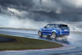 2015款路虎揽胜运动版SVR