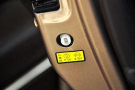 2014款东风风行景逸LV