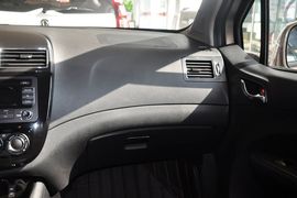 2014款东风风行景逸LV