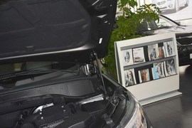 2013款起亚索兰托2.4L汽油四驱豪华版5座