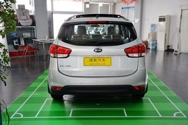 2013款起亚新佳乐2.0L