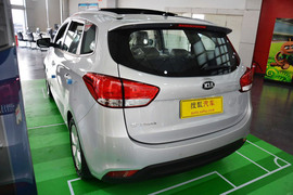 2013款起亚新佳乐2.0L
