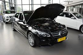 2015款奔驰E320L运动豪华型