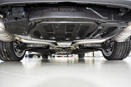 2015款奔驰E320L运动豪华型