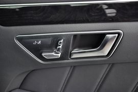 2015款奔驰E320L运动豪华型