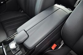 2015款奔驰E320L运动豪华型