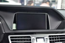 2015款奔驰E320L运动豪华型