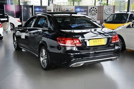 2015款奔驰E320L运动豪华型