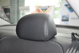 2014款现代索纳塔八2.4L自动领先版