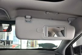 2014款现代索纳塔八2.4L自动领先版