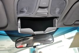 2014款现代索纳塔八2.4L自动领先版