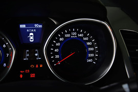 2012款现代朗动1.6L