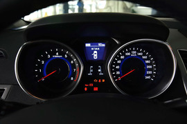 2012款现代朗动1.6L