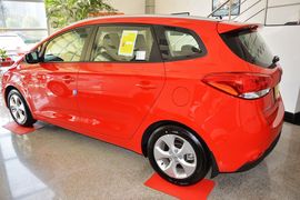 2013款起亚新佳乐2.0L