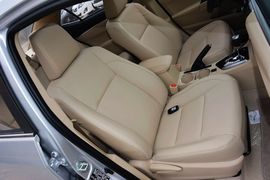 2014款丰田卡罗拉1.8L