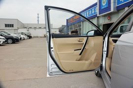 2014款丰田卡罗拉1.8L
