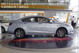 全新雪佛兰科鲁兹到店实拍