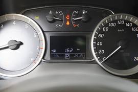 2012款日产轩逸1.8L