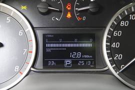 2012款日产轩逸1.8L