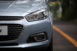 外出试驾全新一代科鲁兹1.4T
