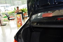 2012款中华H230