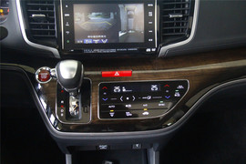 奥德赛2.4L至尊版试驾