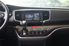 奥德赛2.4L至尊版试驾