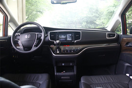 奥德赛2.4L至尊版试驾