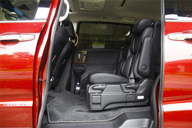 奥德赛2.4L至尊版试驾