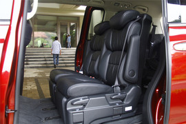 奥德赛2.4L至尊版试驾