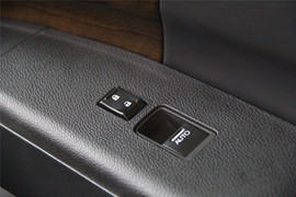 奥德赛2.4L至尊版试驾