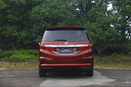 奥德赛2.4L至尊版试驾