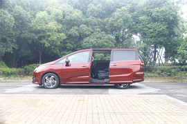 奥德赛2.4L至尊版试驾