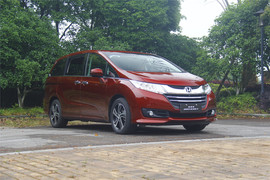 奥德赛2.4L至尊版试驾