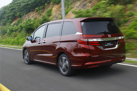 奥德赛2.4L至尊版试驾