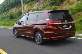 奥德赛2.4L至尊版试驾