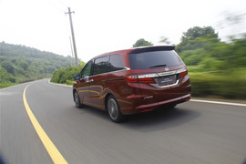 奥德赛2.4L至尊版试驾