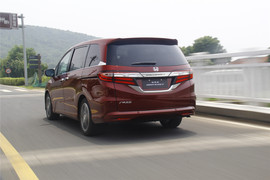 奥德赛2.4L至尊版试驾