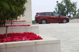 奥德赛2.4L至尊版试驾