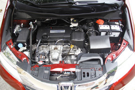 奥德赛2.4L至尊版试驾