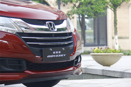 奥德赛2.4L至尊版试驾