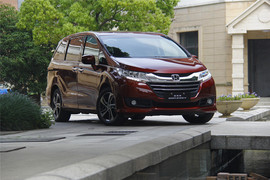 奥德赛2.4L至尊版试驾