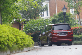 奥德赛2.4L至尊版试驾