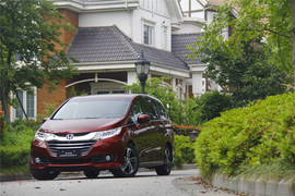 奥德赛2.4L至尊版试驾