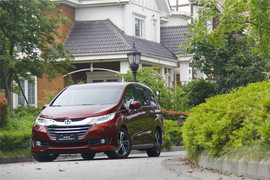 奥德赛2.4L至尊版试驾